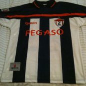 Away football shirt 2001 - 2002