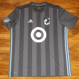 Minnesota United FC Home football shirt 2018 - 2019 sponsored by Target