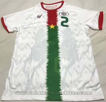 Burkina Faso Away football shirt 2021 - 2022