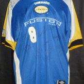 Home football shirt 1999 - 2000