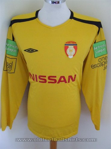 St Patricks Athletic Goalkeeper football shirt 2010 - 2011