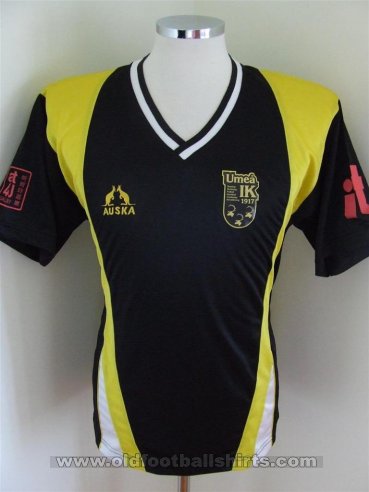Umea IK Special football shirt (unknown year)