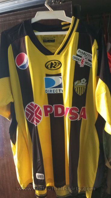 Deportivo Táchira FC Home football shirt 2011