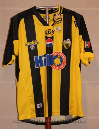 Deportivo Táchira FC Home football shirt 2011
