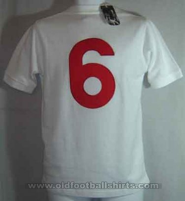 England Retro Replicas football shirt 1970 - 1973