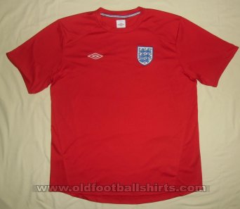 England Tipo de camisa desconhecido 2010 - ?
