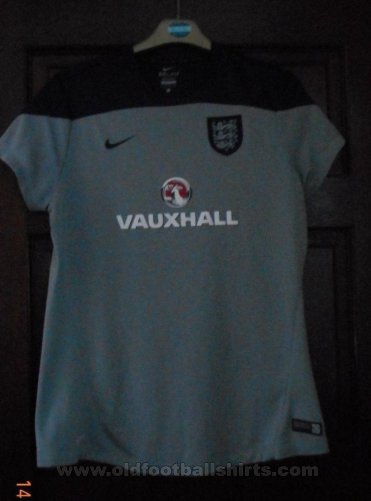 England Womens Teams football shirt 2013 - 2014