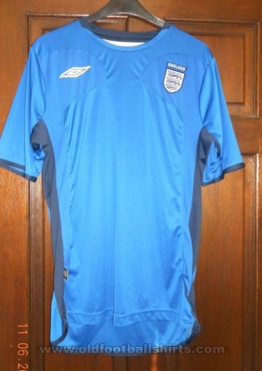England Training/Leisure football shirt (unknown year)
