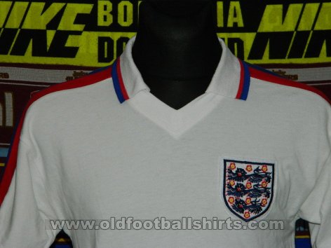 England Retro Replicas football shirt 1974 - 1980