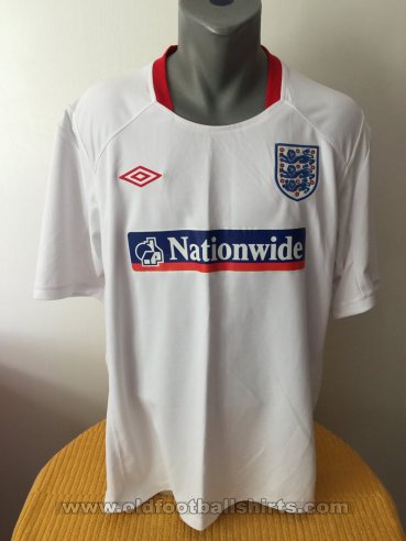 England Training/Leisure football shirt 2010 - 2011