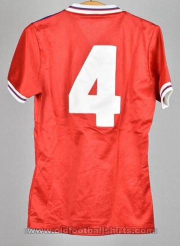 England Away football shirt 1980 - 1983