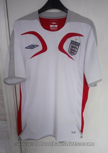England Training/Leisure football shirt 2005 - 2007