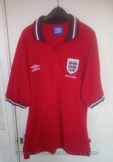England Training/Leisure football shirt (unknown year)