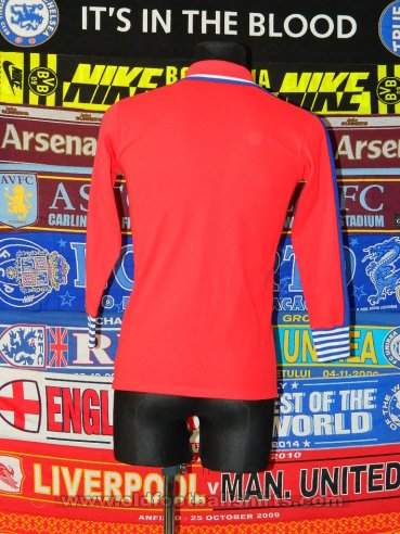 England Away football shirt 1974 - 1981
