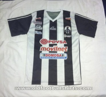 Zamora FC Home football shirt 2013 - 2014