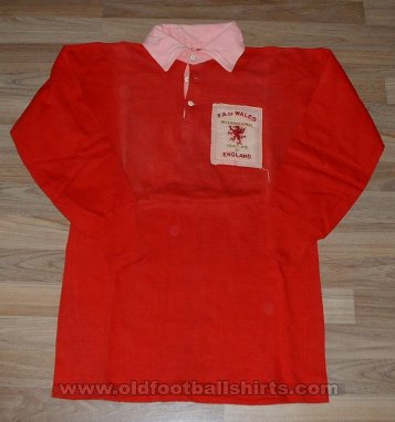Wales Home football shirt 1950