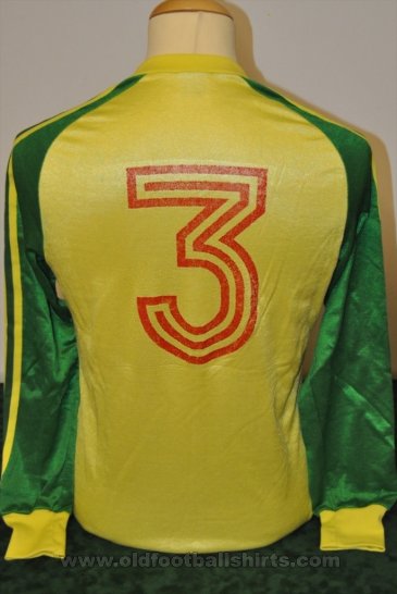 Wales Away football shirt 1980 - 1981