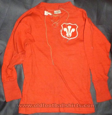 Wales Home football shirt 1920 - 1925