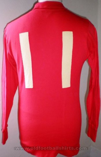Wales Home football shirt 1976 - 1979