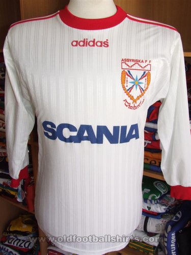 Assyriska Foreningen Home football shirt (unknown year)