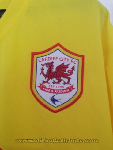 Cardiff City Third baju bolasepak 2013 - 2014