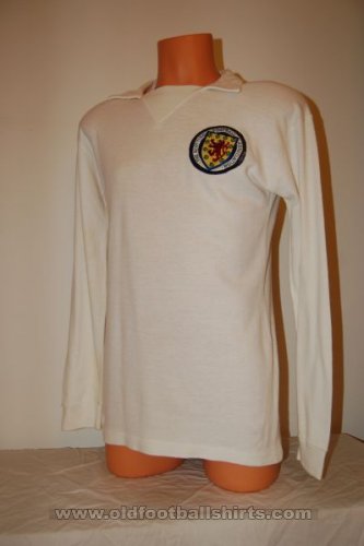 Scotland Away football shirt 1972 - 1974