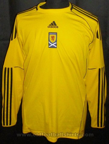 Scotland Goalkeeper football shirt 2010 - 2011