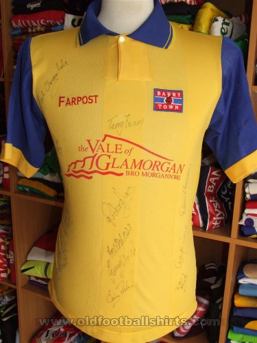 Barry Town United Home football shirt 1996 - 1997