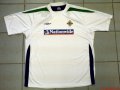 Northern Ireland Training/Leisure football shirt 2004 - 2008