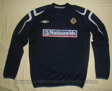 Northern Ireland Training/Leisure football shirt 2006