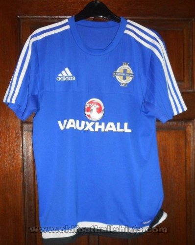 Northern Ireland Training/Leisure football shirt 2016 - 2017