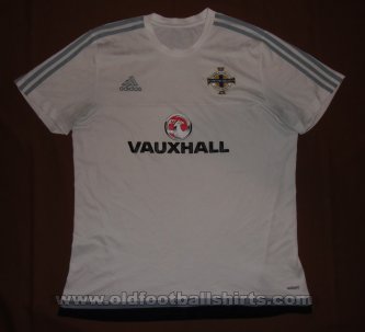 Northern Ireland Training/Leisure football shirt 2015