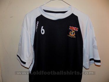 Fareham Town Training/Leisure football shirt (unknown year)