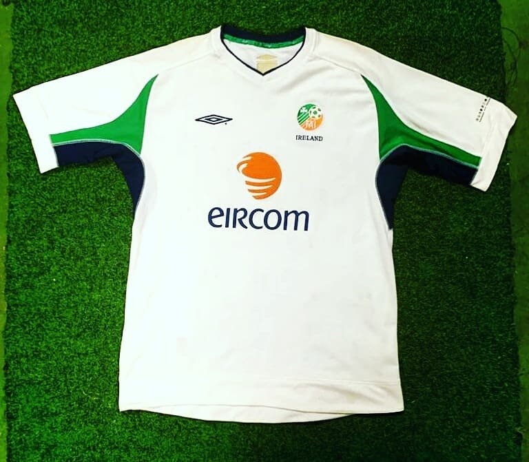 NOUVEAU maillot coupe-vent Republic Ireland Football Drill