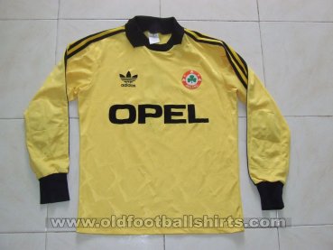 Republic of Ireland Goalkeeper football shirt 1990 - 1992