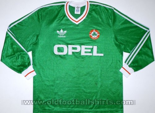 Republic of Ireland Home football shirt 1987