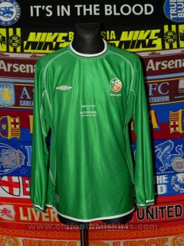 Republic of Ireland Home football shirt 2001 - 2003