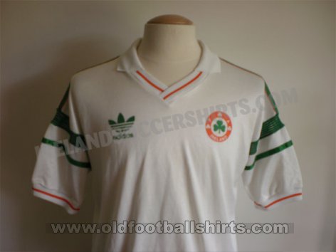 Republic of Ireland Away football shirt 1988 - 1989