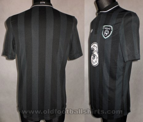 Republic of Ireland Away football shirt 2013 - 2014