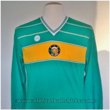 Republic of Ireland Home football shirt 1985