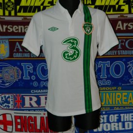 Republic of Ireland Home football shirt 2012 - 2013 sponsored by Three