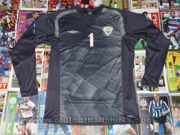 Republic of Ireland Goalkeeper football shirt 2009 - 2010