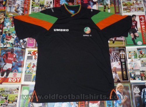 Republic of Ireland Training/Leisure football shirt 1998