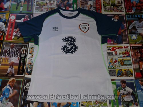 Republic of Ireland Training/Leisure football shirt 2014