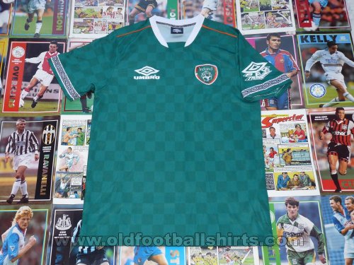 Republic of Ireland Training/Leisure football shirt 2016