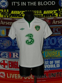 Republic of Ireland Away football shirt 2013 - 2014