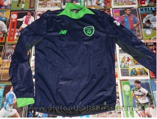 Republic of Ireland Training/Leisure football shirt 2018 - 2019