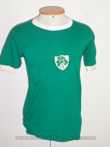 Republic of Ireland Home football shirt 1974