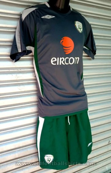 Republic of Ireland Special football shirt 2005 - 2006