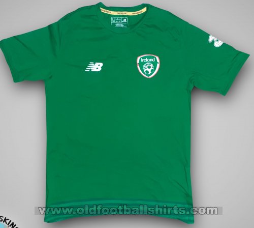 Republic of Ireland Training/Leisure football shirt (unknown year)